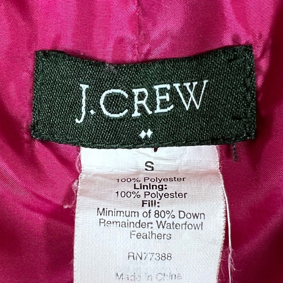 J.CREW Women's Fuchsia Down Puffer Vest w/adjustable waist string Size Small - Picture 6 of 7